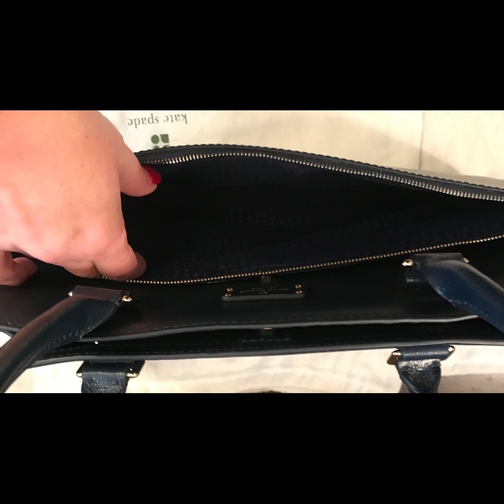 Kate Spade Large Tote Set - image 5